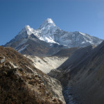 Sidetrip to Ama Dablam BC :: on the high morraine :: the Cholungche Khola valley
