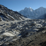 The side morraine by Lobuche :: the Khumbu Glacier looking south
