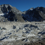 The side morraine by Lobuche :: the Khumbu Glacier looking east towards Kongma La