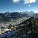 Kala Pattar :: looking south, the lower Khumbu Glacier surroundings